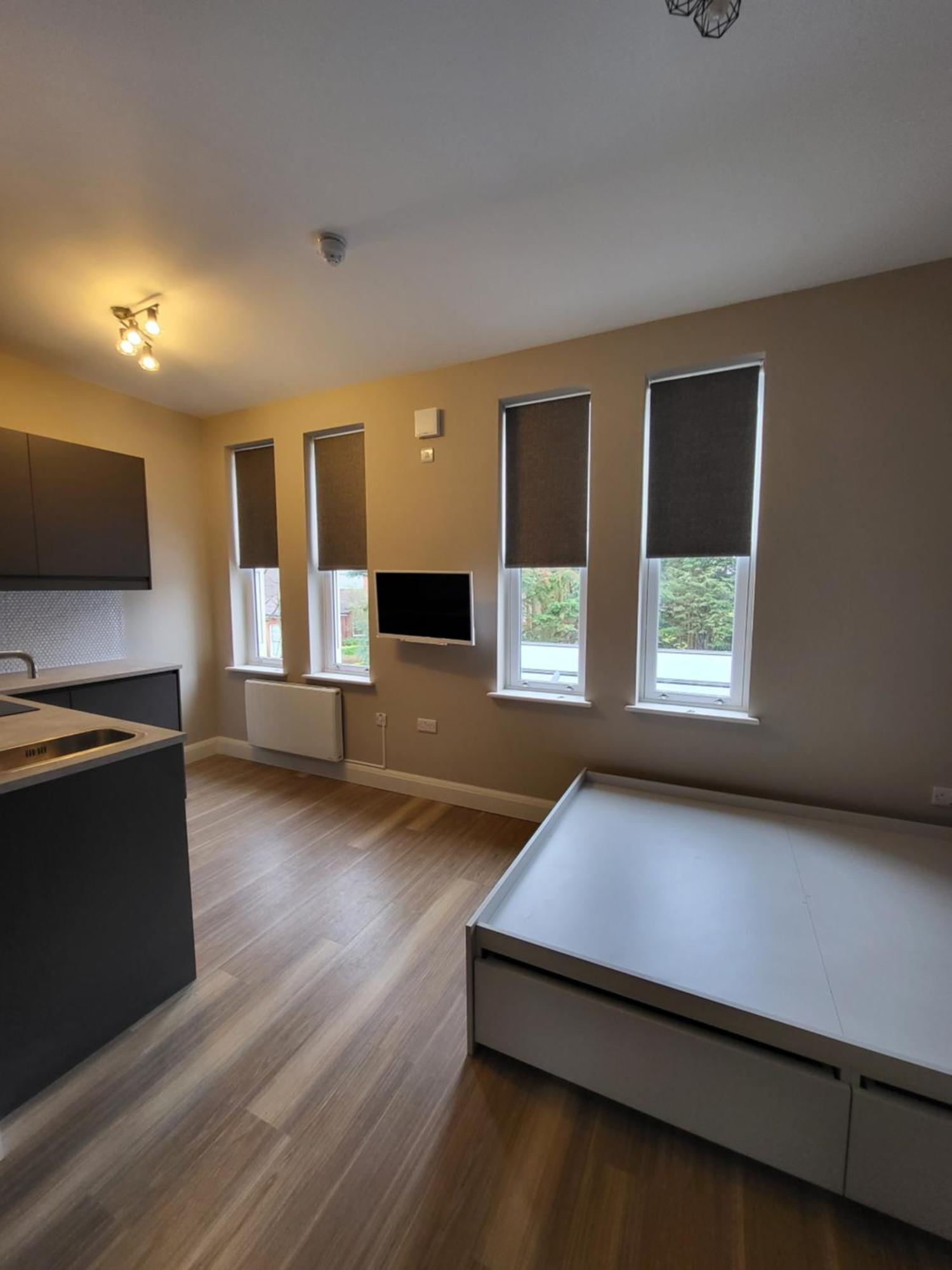 Sands House - Luxury Modern Studios With Secure Parking In Epsom, Surrey Room photo