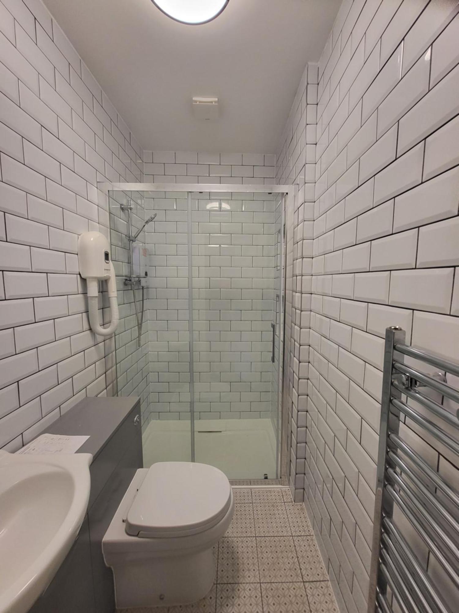 Sands House - Luxury Modern Studios With Secure Parking In Epsom, Surrey Room photo